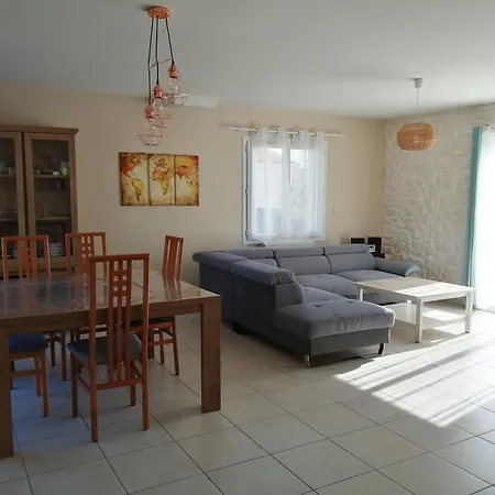 Maison 100M2 A 10 Minutes De La Mer Hébergement de vacances Saint-Paimboeuf